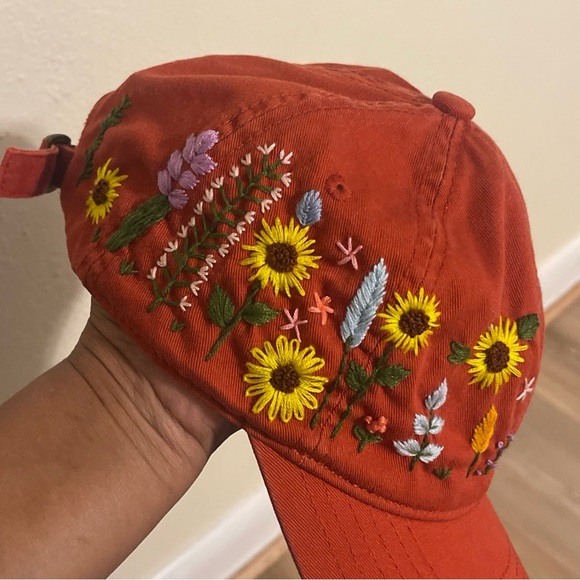 Embroidered Floral Orange Cap - Picture 7 of 8